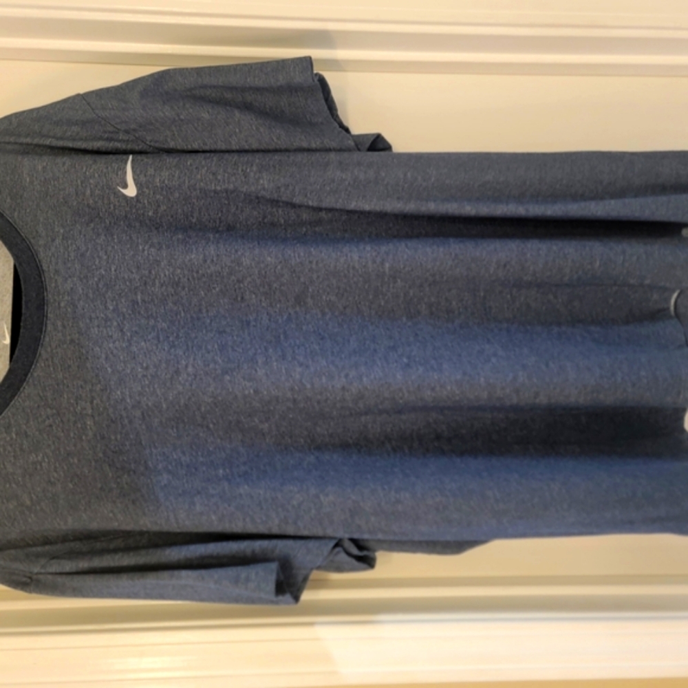 Nike Dri-Fit Tee Shirt